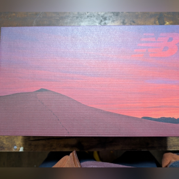 New Balance 990v2 - Picture 8 of 10